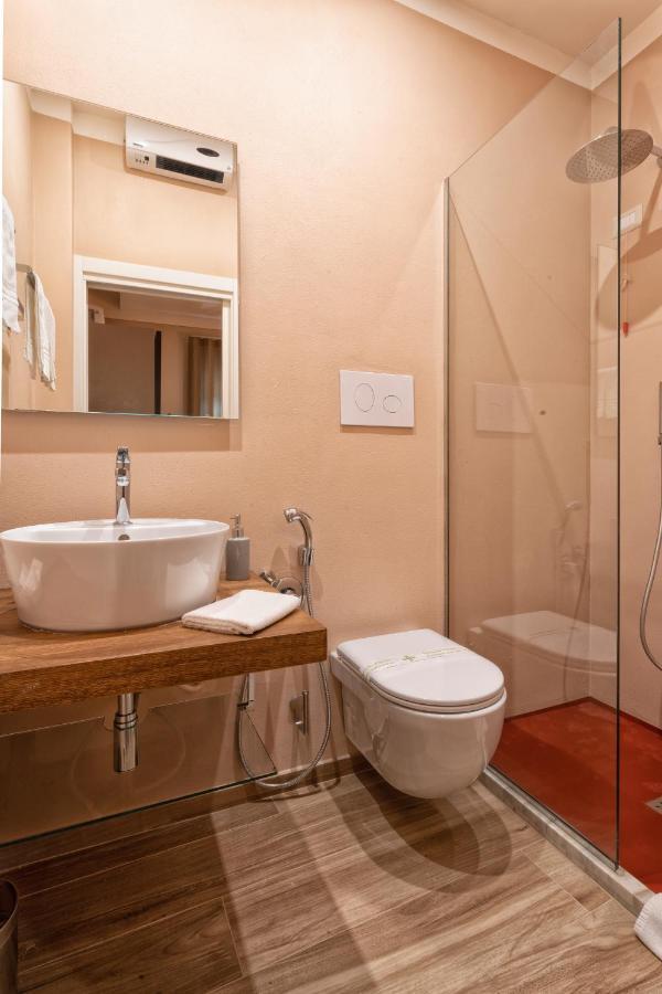 Gogo' Petit Hotel Firenze Bagian luar foto