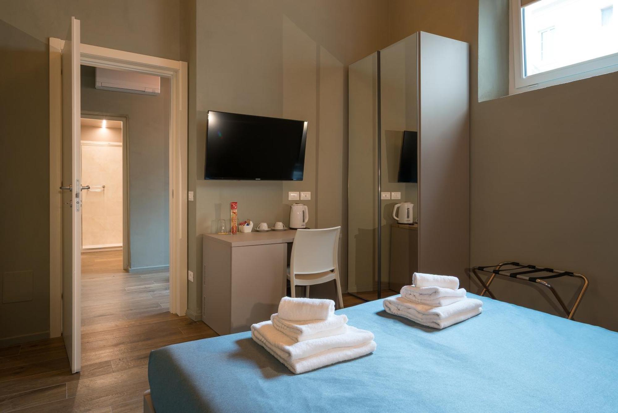 Gogo' Petit Hotel Firenze Bagian luar foto