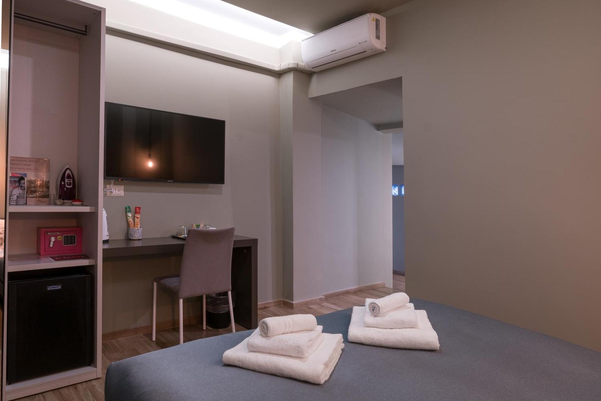 Gogo' Petit Hotel Firenze Bagian luar foto
