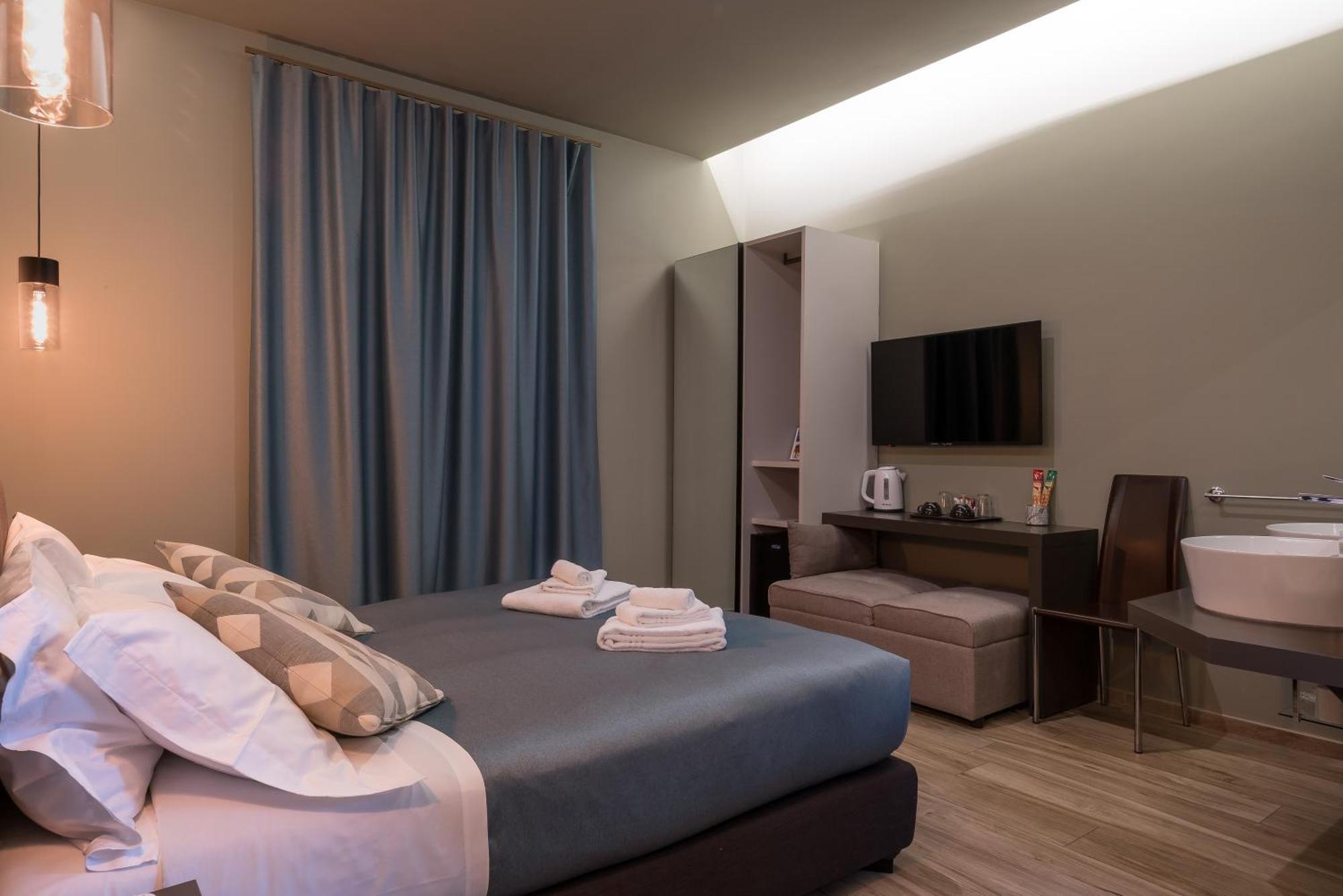 Gogo' Petit Hotel Firenze Bagian luar foto