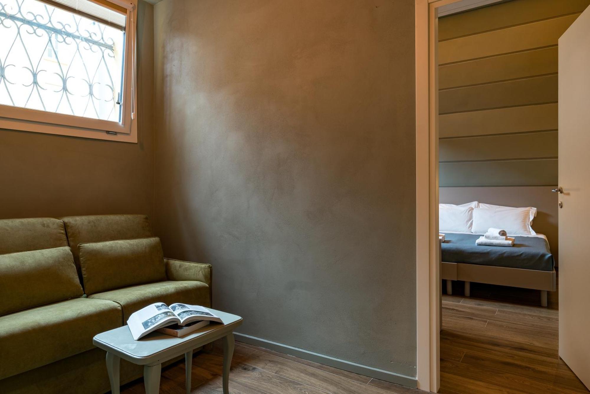Gogo' Petit Hotel Firenze Bagian luar foto
